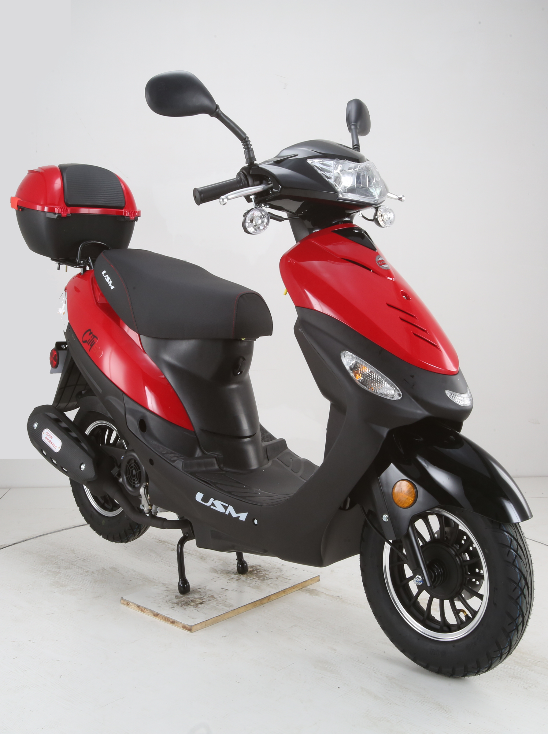 USM City 50cc Gas Scooter